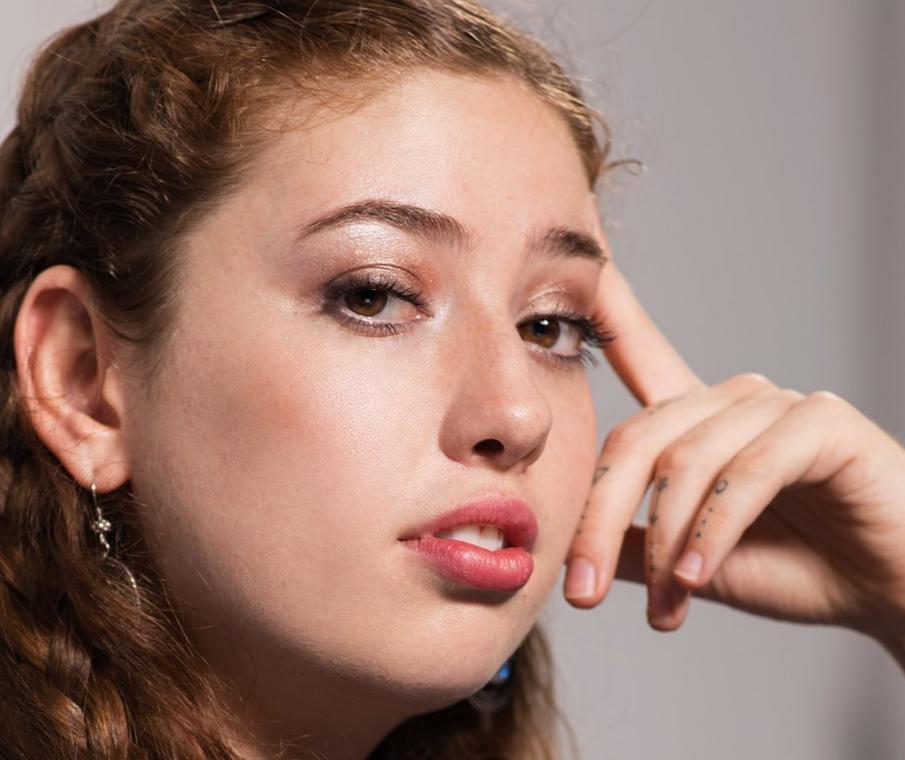 Leoné Murphy - Is This Closure