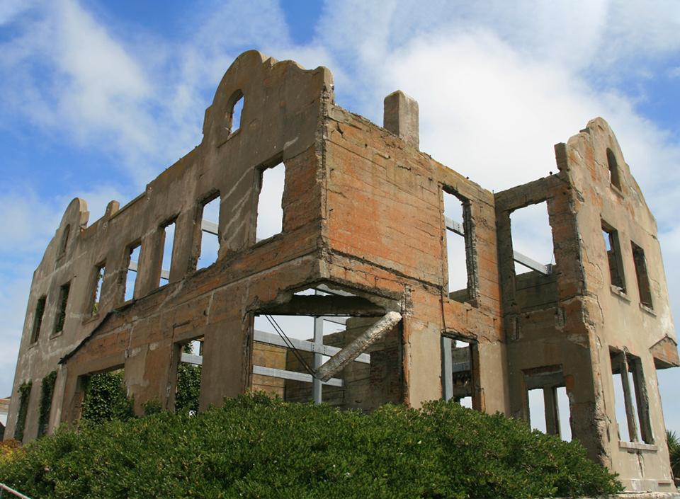 الحلقة ٢ - موطن حراس السجن