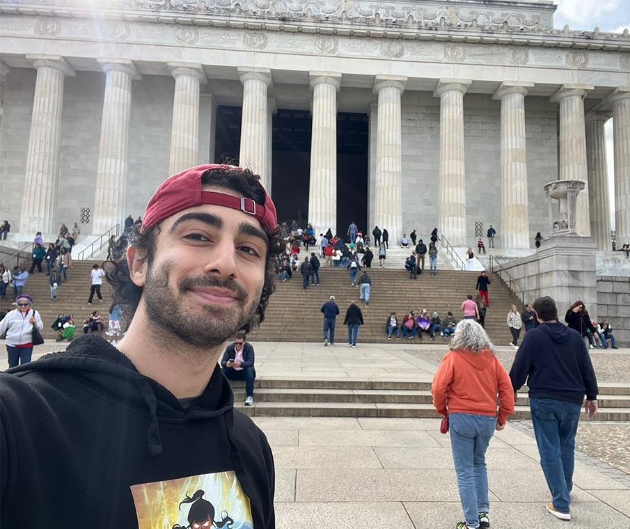 رحلة الى عاصمة واشنطن