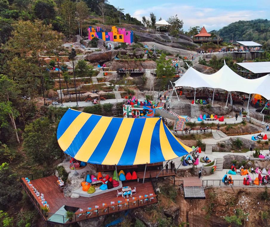 أوبيليكس هيل